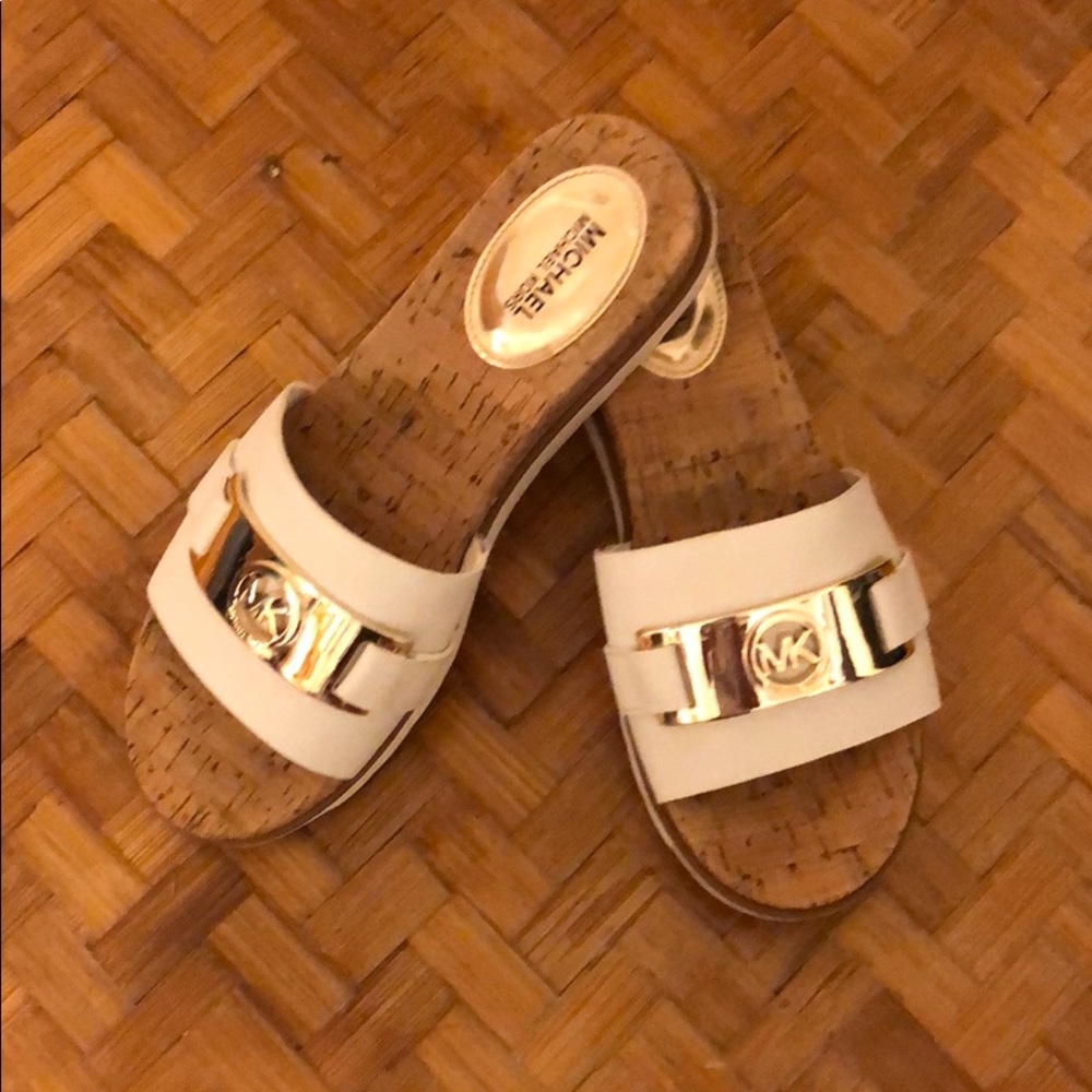 Michael Kors platform slides size 7.5